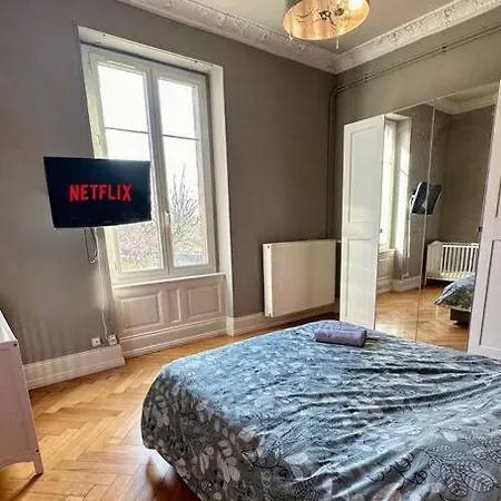 Loft Avec Spa A Avec Parking Prive 6 Personnes